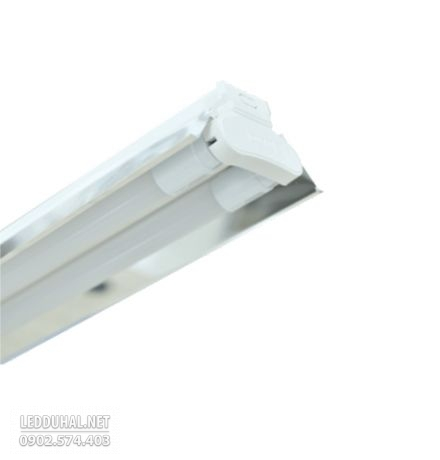 den-led-cong-nghiep-choa-phan-quang-2x18w-–-dlj218